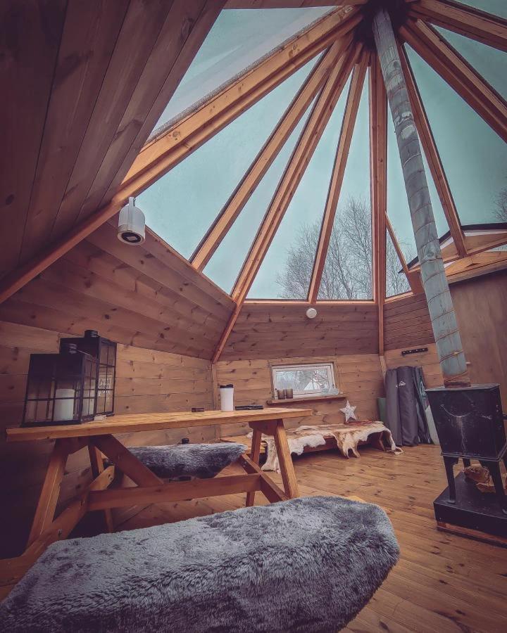 Апартаменты Hessdalen Ufocamp Varhus Номер фото